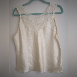 VINTAGE Cinema Exoile Cream Lacey Neck Line Nighttime Tank